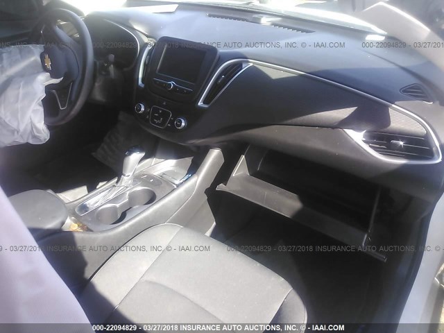 1G1ZB5ST7HF203054 - 2017 CHEVROLET MALIBU LS 白色 照片 5