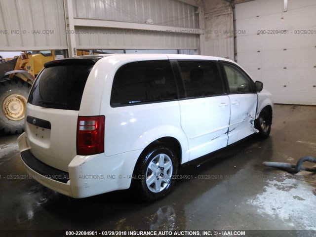 2D8HN44E09R629084 - 2009 DODGE GRAND CARAVAN SE WHITE photo 4