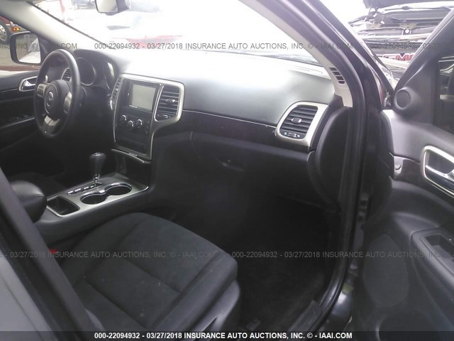 1C4RJEAG1DC600639 - 2013 JEEP GRAND CHEROKEE LAREDO BLACK photo 5