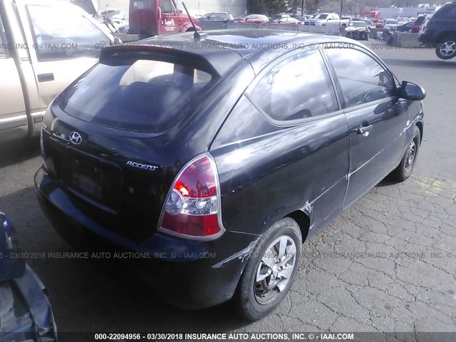 KMHCM36C38U103238 - 2008 HYUNDAI ACCENT GS BLACK photo 4