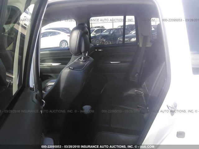 1C4NJCEA8GD633001 - 2016 JEEP COMPASS LATITUDE 白色 照片 8