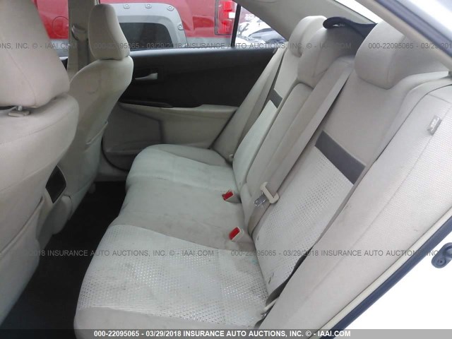 4T1BF1FK1DU261380 - 2013 TOYOTA CAMRY L/SE/LE/XLE WHITE photo 8