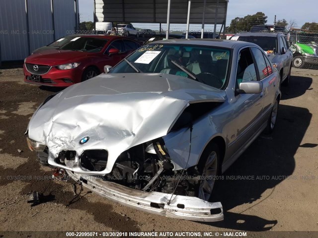 WBADT33432GF42258 - 2002 BMW 525 I SILVER photo 2