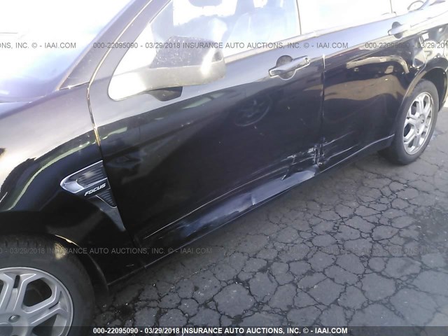 1FAHP35N68W269767 - 2008 FORD FOCUS SE/SEL/SES BLACK photo 6