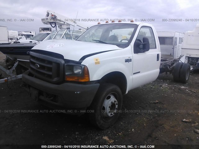 1FDXF46F61EB22197 - 2001 FORD F450 SUPER DUTY WHITE photo 2