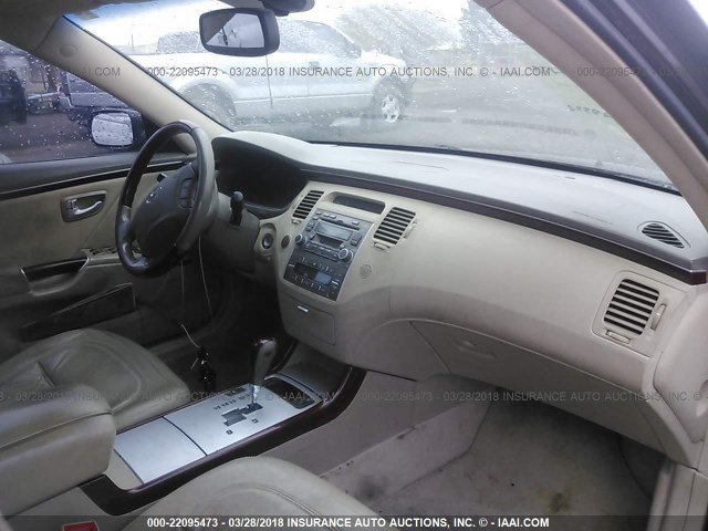 KMHFC46F96A120883 - 2006 HYUNDAI AZERA SE/LIMITED BEIGE photo 5