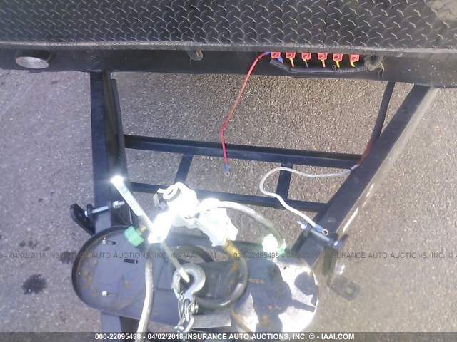 5SFNB3122JE359756 - 2018 HEARTLAND MALLARD  白色 照片 10