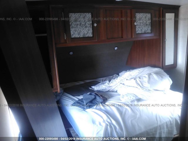 5SFNB3122JE359756 - 2018 HEARTLAND MALLARD  白色 照片 5