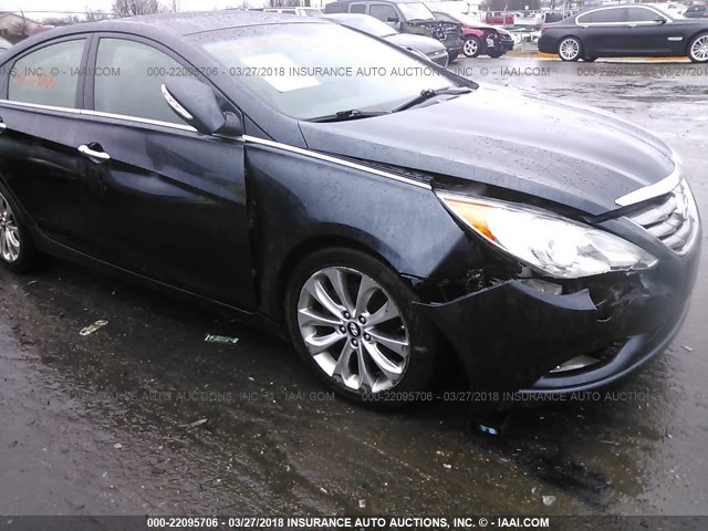 5NPEC4AB9BH241789 - 2011 HYUNDAI SONATA SE/LIMITED BLUE photo 6