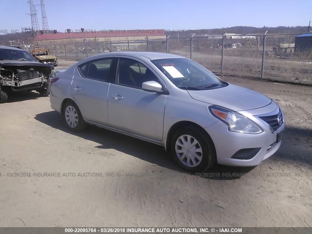 3N1CN7AP8FL927006 - 2015 NISSAN VERSA S/S PLUS/SV/SL SILVER photo 1