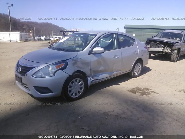 3N1CN7AP8FL927006 - 2015 NISSAN VERSA S/S PLUS/SV/SL SILVER photo 2