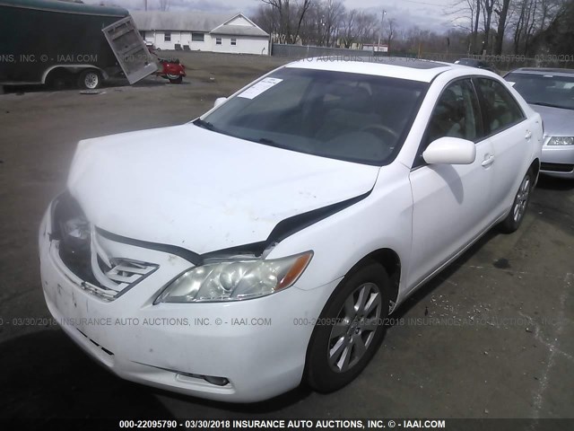 4T1BE46K27U617179 - 2007 TOYOTA CAMRY NEW GENERAT CE/LE/XLE/SE WHITE photo 2