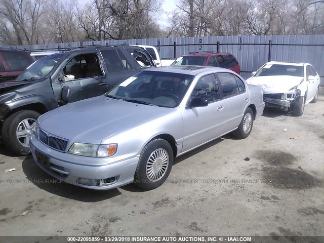 JNKCA21A3WT614687 - 1998 INFINITI I30 SILVER photo 2