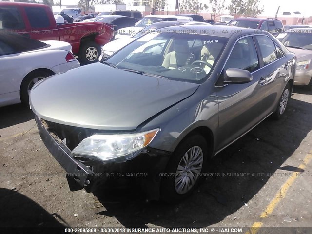4T1BF1FK3DU647718 - 2013 TOYOTA CAMRY L/SE/LE/XLE GRAY photo 2
