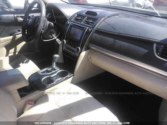 4T1BF1FK3DU647718 - 2013 TOYOTA CAMRY L/SE/LE/XLE GRAY photo 5