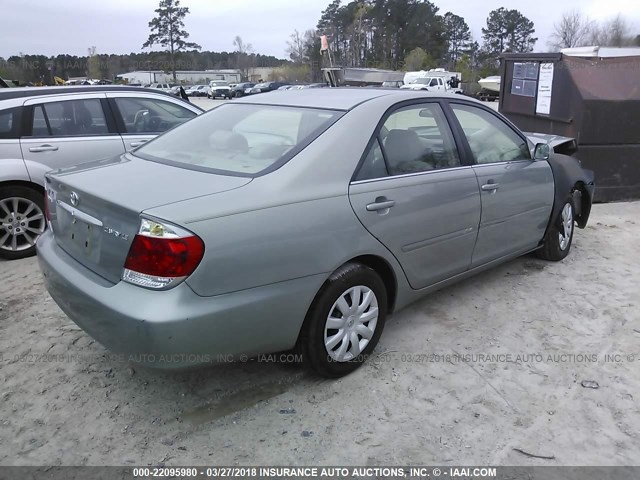 4T1BE32K45U604513 - 2005 TOYOTA CAMRY LE/XLE/SE GRAY photo 4