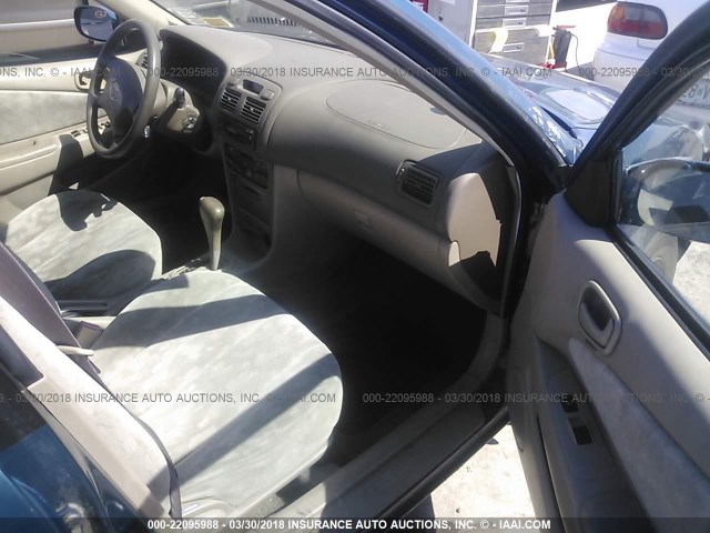 2T1BR18E5WC078499 - 1998 TOYOTA COROLLA VE/CE/LE 蓝色 照片 5