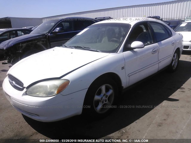 1FAFP55S21A294385 - 2001 FORD TAURUS SES WHITE photo 2
