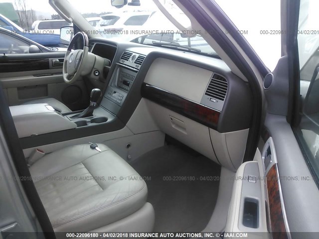 5LMFU28R84LJ28383 - 2004 LINCOLN NAVIGATOR BEIGE photo 5