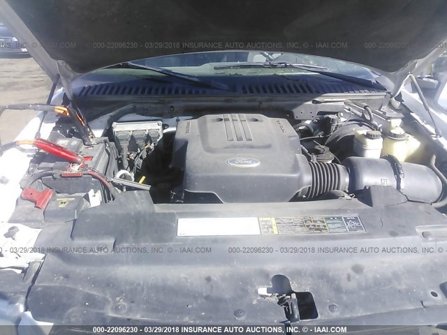 1FMPU16W73LB69953 - 2003 FORD EXPEDITION XLT WHITE photo 10