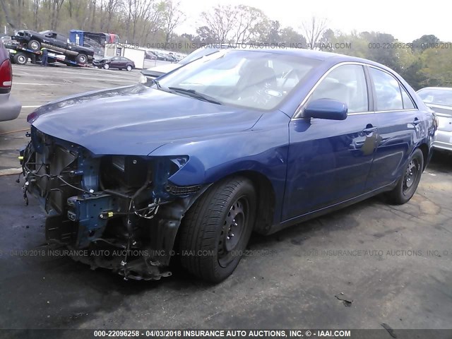 4T1BF3EK0BU587228 - 2011 TOYOTA CAMRY SE/LE/XLE BLUE photo 2