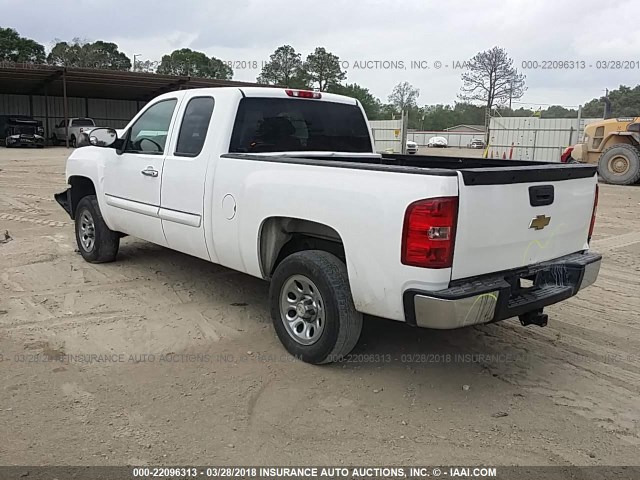 1GCRCSE05BZ208683 - 2011 CHEVROLET SILVERADO C1500 LT WHITE photo 3