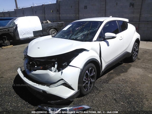 NMTKHMBX4JR015794 - 2018 TOYOTA C-HR XLE/XLE PREMIUM WHITE photo 2