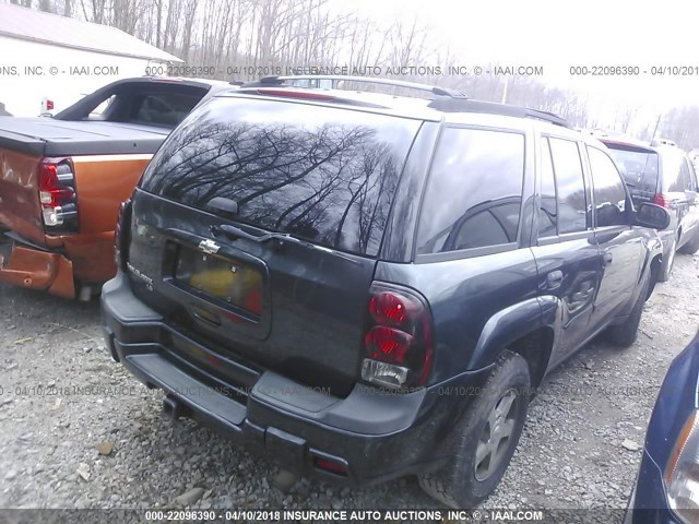 1GNDT13S762119115 - 2006 CHEVROLET TRAILBLAZER LS/LT GRAY photo 4