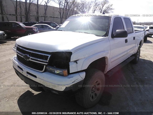 2GCEK13TX61148830 - 2006 CHEVROLET SILVERADO K1500 WHITE photo 2