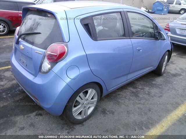 KL8CD6S95DC598406 - 2013 CHEVROLET SPARK 1LT BLUE photo 4