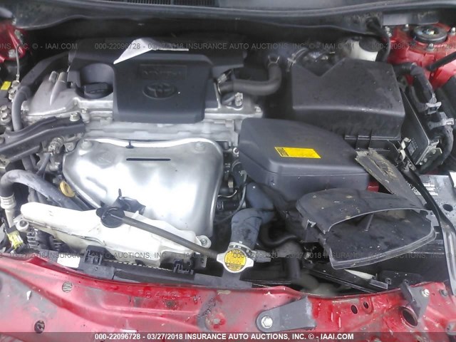 4T1BF1FK1CU630060 - 2012 TOYOTA CAMRY SE/LE/XLE 红色 照片 10