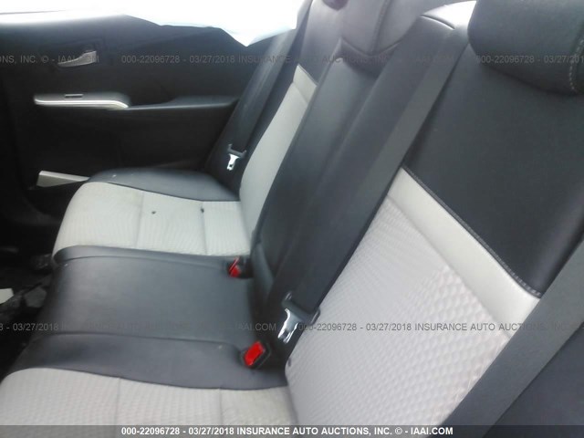 4T1BF1FK1CU630060 - 2012 TOYOTA CAMRY SE/LE/XLE 红色 照片 8