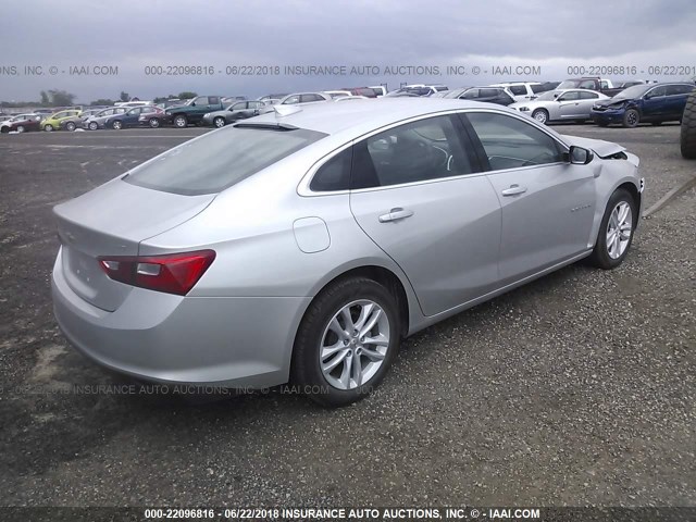 1G1ZD5ST1JF157138 - 2018 CHEVROLET MALIBU LT SILVER photo 4