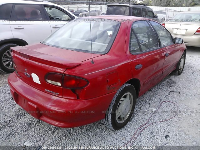 1G1JF5244W7330636 - 1998 CHEVROLET CAVALIER LS RED photo 4