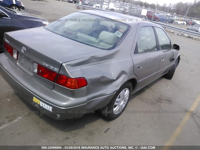 4T1BG22K61U067819 - 2001 TOYOTA CAMRY CE/LE/XLE ნაცრისფერი ფოტო 4