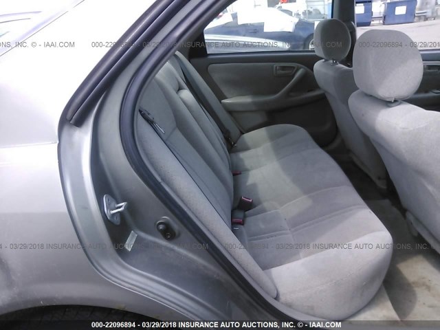 4T1BG22K61U067819 - 2001 TOYOTA CAMRY CE/LE/XLE ნაცრისფერი ფოტო 8