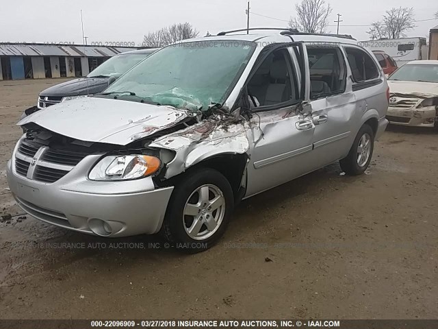 2D4GP44L86R717107 - 2006 DODGE GRAND CARAVAN SXT SILVER photo 2