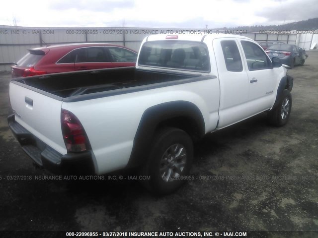 5TFUX4EN5FX034749 - 2015 TOYOTA TACOMA ACCESS CAB WHITE photo 4