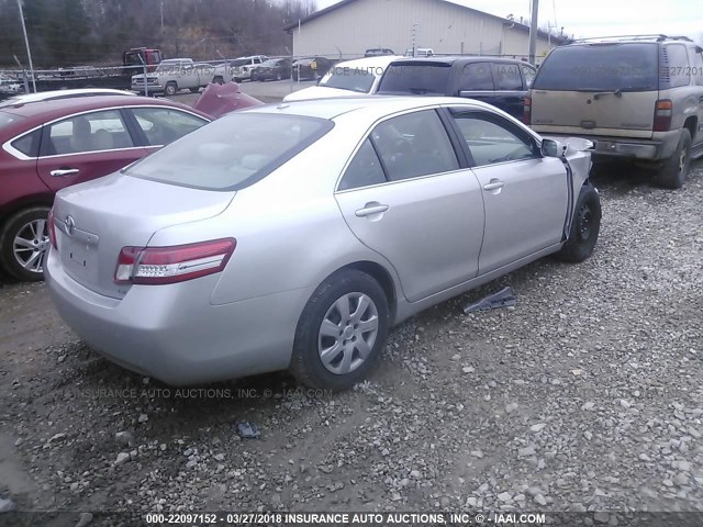 4T1BF3EK8AU028251 - 2010 TOYOTA CAMRY SE/LE/XLE SILVER photo 4