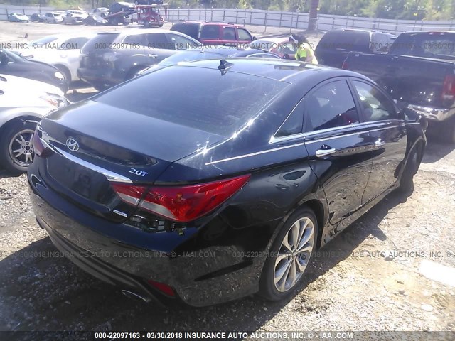 5NPEC4AB6EH874545 - 2014 HYUNDAI SONATA SE/LIMITED BLACK photo 4