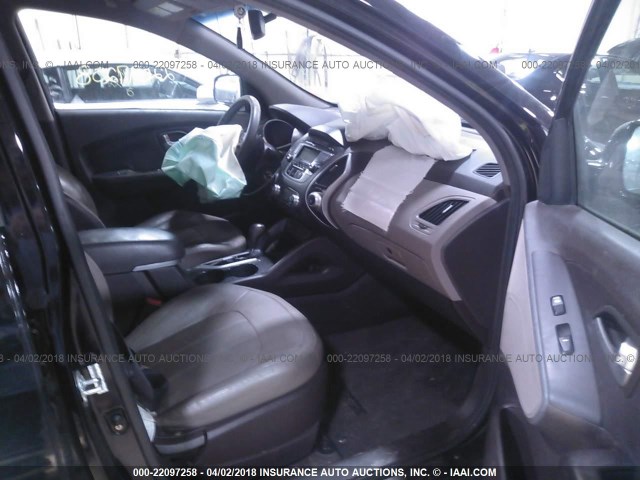 KM8JU3AC3CU448034 - 2012 HYUNDAI TUCSON GLS/LIMITED 黑色 照片 5