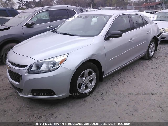 1G11B5SLXFU151439 - 2015 CHEVROLET MALIBU LS 银色 照片 2