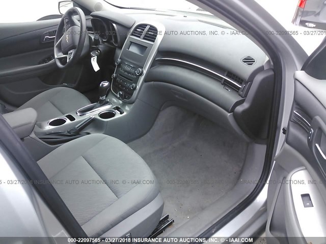 1G11B5SLXFU151439 - 2015 CHEVROLET MALIBU LS 银色 照片 5