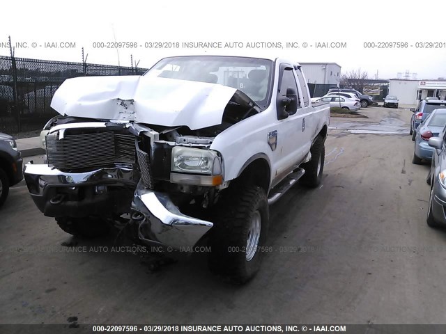 1FTNX21F62ED42672 - 2002 FORD F250 SUPER DUTY WHITE photo 2