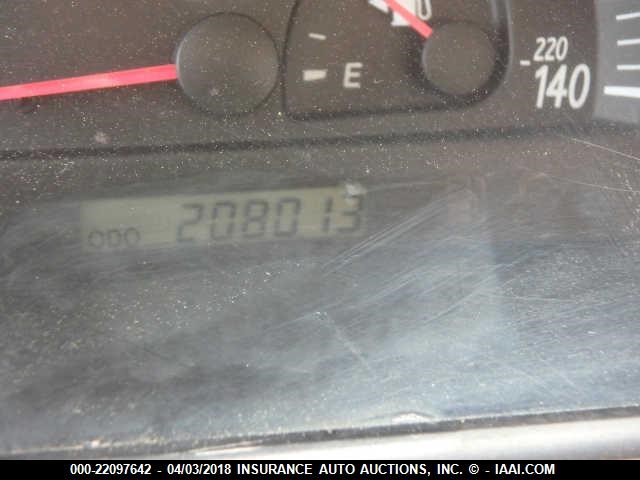 4T1BE32K12U002535 - 2002 TOYOTA CAMRY LE/XLE/SE ოქროსფერი ფოტო 7