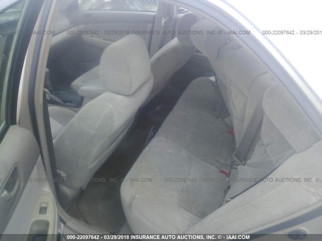 4T1BE32K12U002535 - 2002 TOYOTA CAMRY LE/XLE/SE ოქროსფერი ფოტო 8