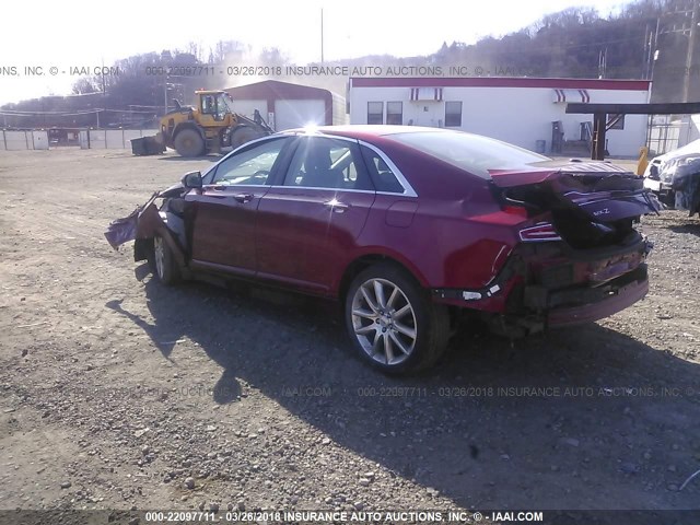 3LN6L2G94DR815482 - 2013 LINCOLN MKZ RED photo 3