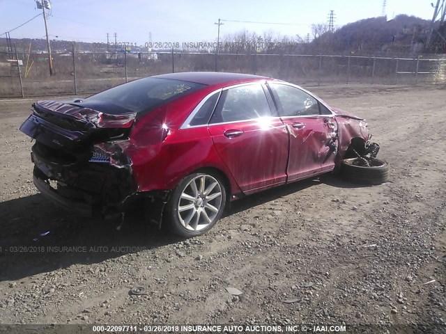 3LN6L2G94DR815482 - 2013 LINCOLN MKZ RED photo 4