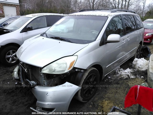 5TDBA22C24S025025 - 2004 TOYOTA SIENNA XLE/XLE LIMITED SILVER photo 2