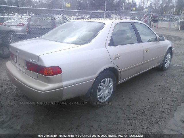 4T1BG22K01U107165 - 2001 TOYOTA CAMRY CE/LE/XLE 金色 照片 4